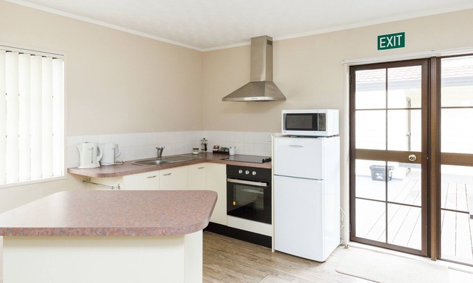 Palmerston North Hotel | Kauri Court Motel and Apartments