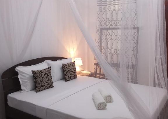Seeduwa - Katunayake Hotel | Kavee Transit Hotel