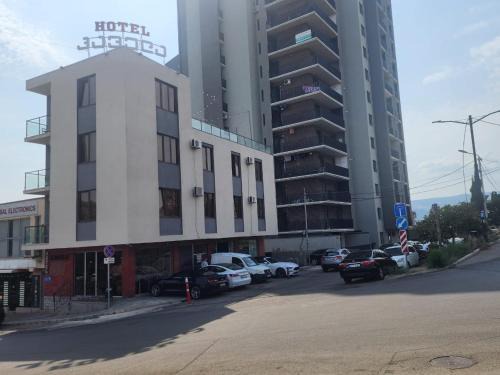 Tbilisi Hotel | Kavela555