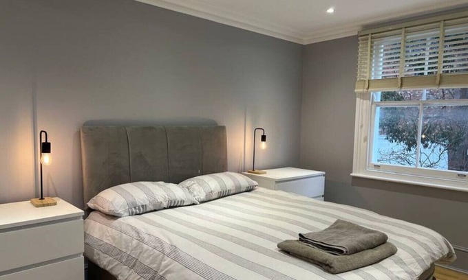 Stockwell Apartment | Kay Road · Lovely 2-bed flat in Brixton