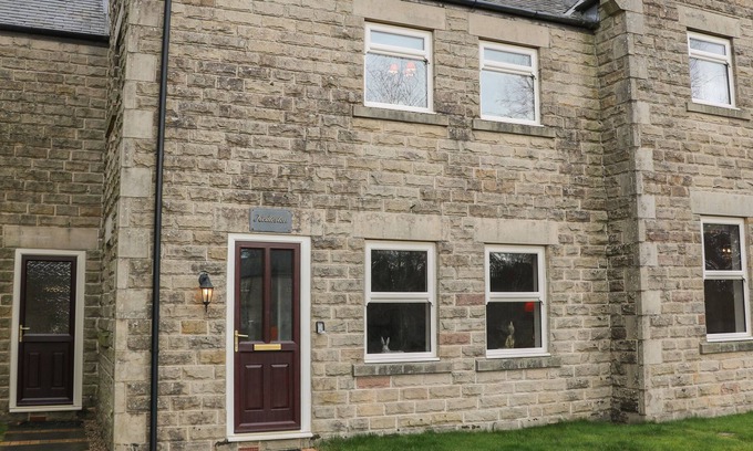 Beeley Cottage | KEDLESTON, family friendly, character holiday cottage in Two Dales