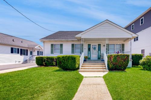 Keen-Wik On the Bay House | Keenwick on the Bay - 38345 Maple Lane