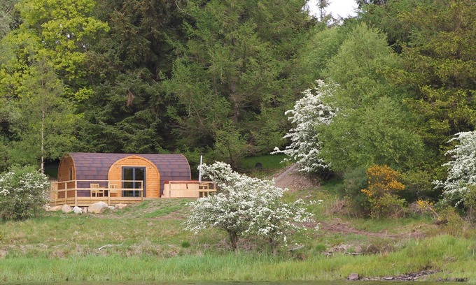 Saint John's Town of Dalry Cottage | Kendoon Cabin - a pod that sleeps 2 guests in 1 bedroom