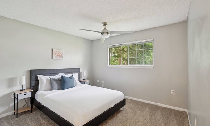 Decatur Apartment | Kenridge Apartments 1950 I Spacious 2 Bed 2 Bath