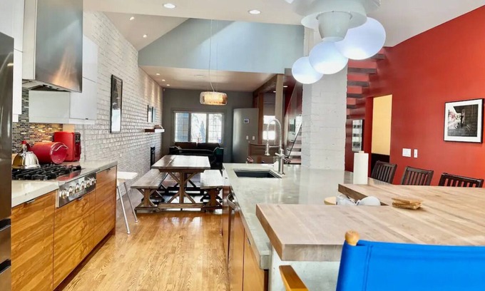 Kensington House | Kensington Retreat: Charming & Eclectic 3BR Haven
