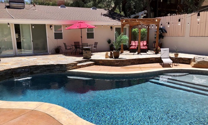 Kernville House | Kernville Oasis w Private Pool! WALK to town/river