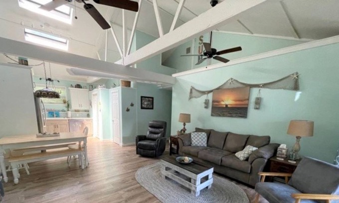 The Meadows Apartment | Key West Hideaway