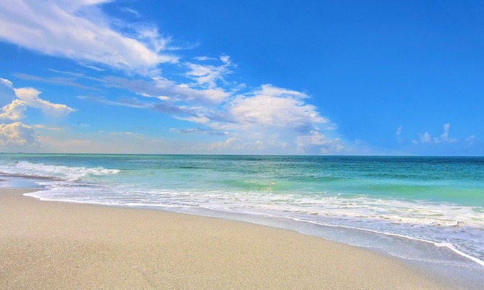 Siesta Key Cottage | Key West style beach cottage JUST STEPS from #1 SIESTA KEY BEACH!