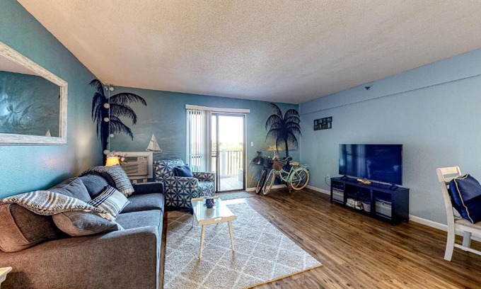 Midtown Ocean City Hotel | Key West Villa 115