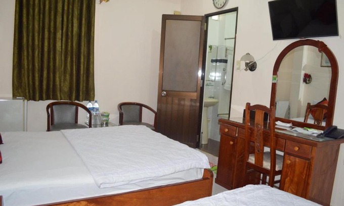 Phuong 6 Hotel | khách sạn vườn tao dàn