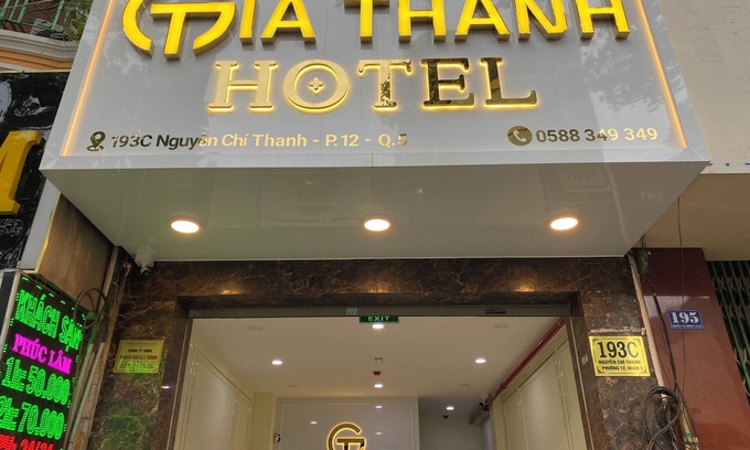 District 5 Hotel | Khach San Gia Thanh