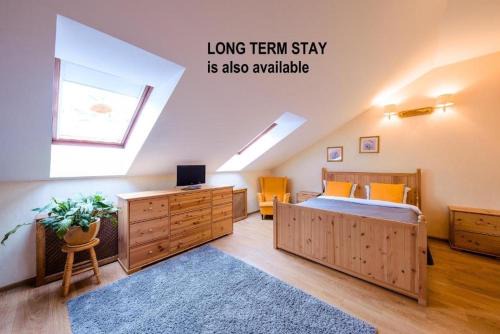 Pechers'kyi District Apartment | Khreschatyk Suites