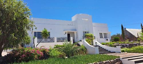 Beaufort West House | Kia Ora Guest House