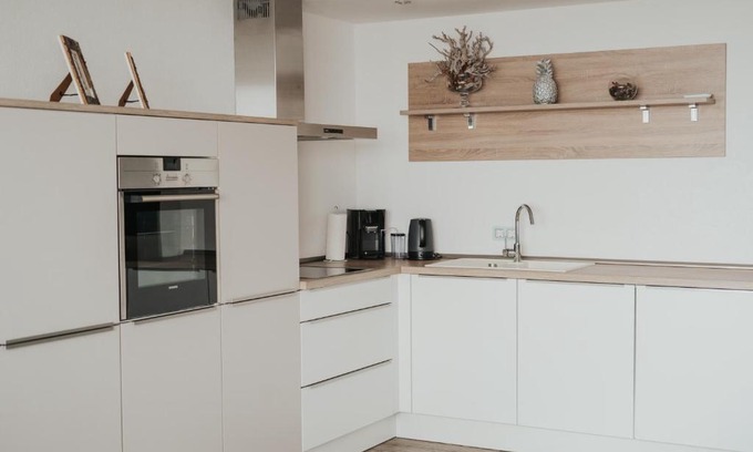 Markdorf Apartment | Kiba Panorama Suite Oberteuringen 73 Seeblick & Hallenbad