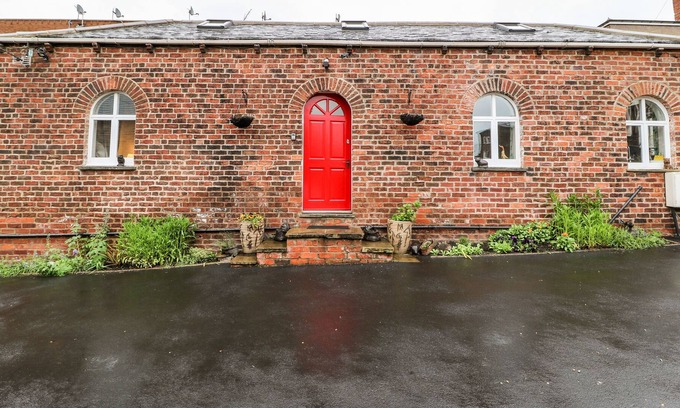 Wakefield Cottage | KILBY COACH HOUSE, romantic, character holiday cottage in Wakefield