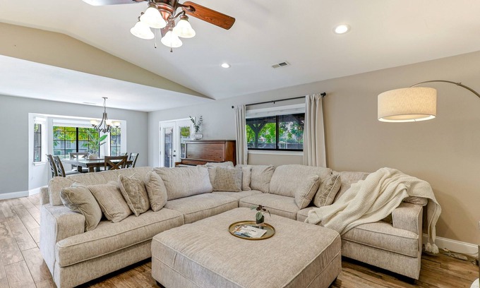 Redding House | Kildare Place | Cozy Comfortable Peaceful