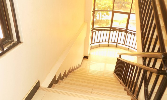 Moshi Hotel | Kili Palace