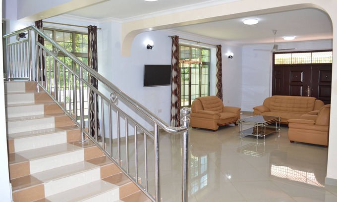 Marangu Hotel | Kilimanjaro Resort