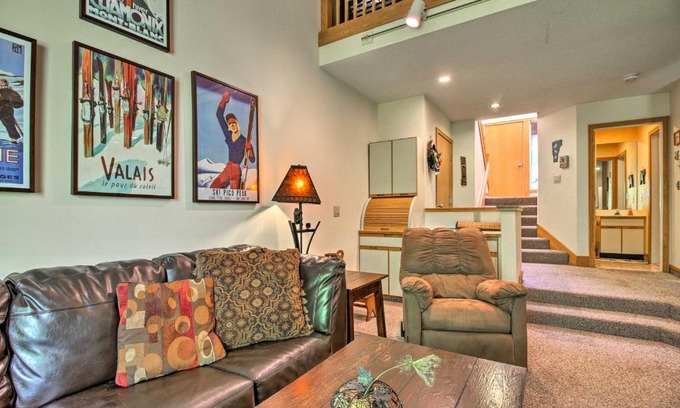 Killington Apartment | Killington Condo with Spa about 3 Miles to Ski Resort!
