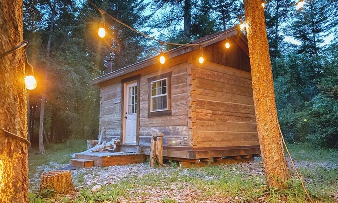 Bigfork Cabin | Kimbey's log Cabin Flathead Lake Beach Pets yes!