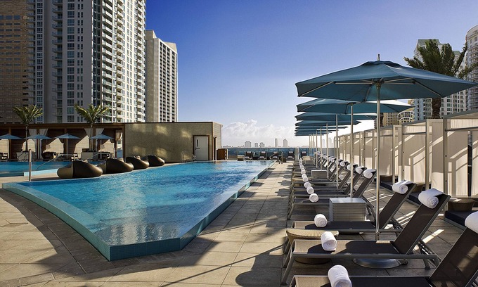 Downtown Miami Hotel | Kimpton EPIC Hotel by IHG