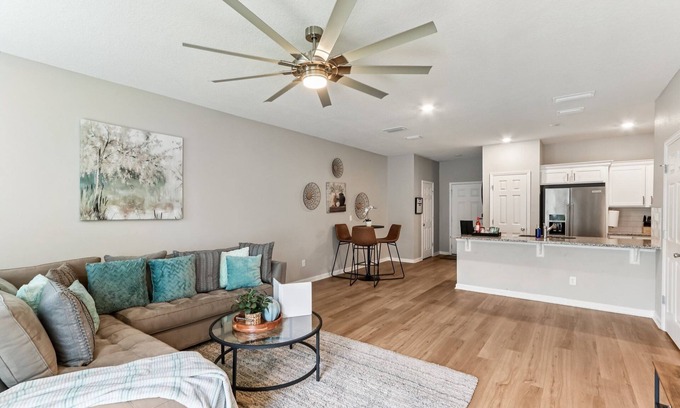 St. Augustine House | King Bed Suite, Pet-Friendly – Minutes to Beach
