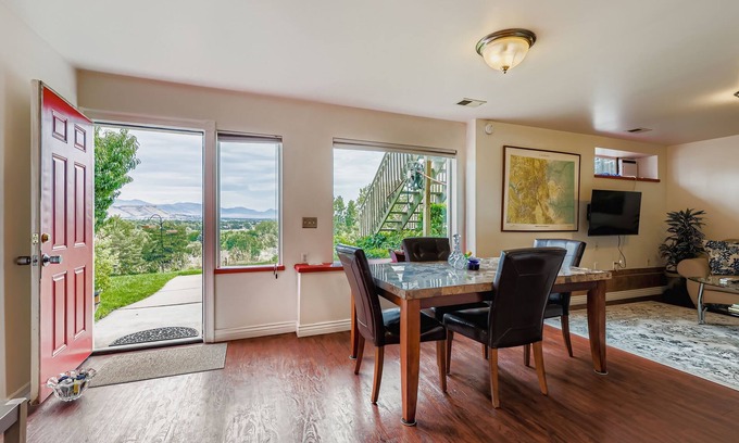 Lakewood Ski Chalet | King bedroom. Spacious living room. Dining area with glorious view. Full kitchen