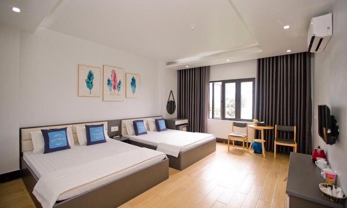 Mong Cai Hotel | King House Hotel