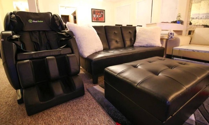 Whittier House | ★King Pleasant Mansion ★Cable★FastWifi★Parking★