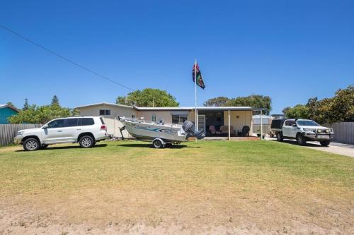 Lancelin House | King St Retreat, pet friendly!