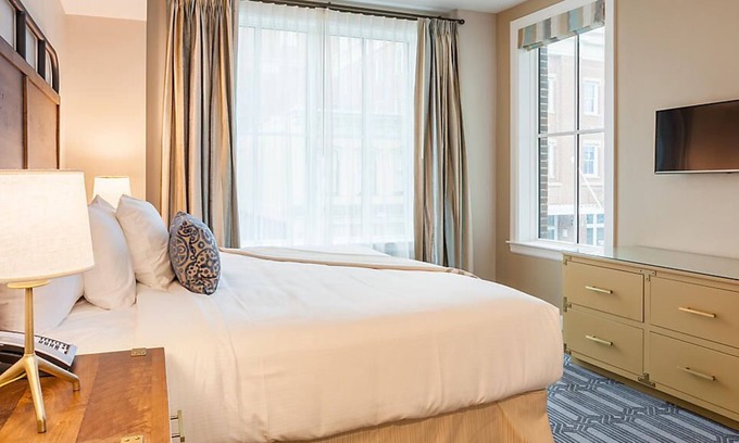 Cannonborough Elliotborough Resort | King Street Boutique Resort