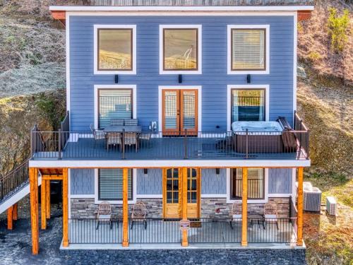 Sevierville Ski Chalet | Kingfish Kreek Cabin I chalet