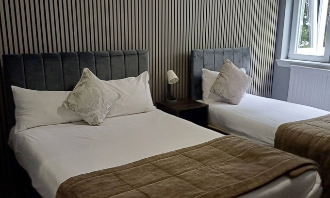 Rutherglen Hotel | Kings Park Hotel
