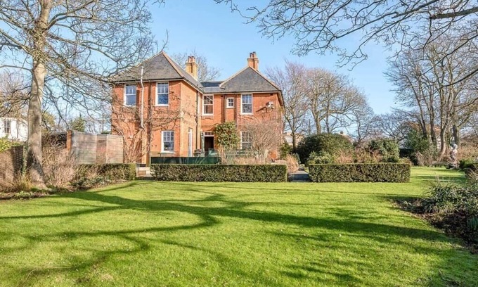 Aldeburgh House | Kingsfield House, Aldeburgh