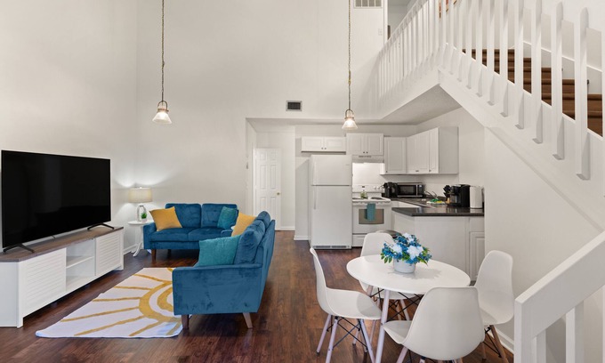 Kingsland House | Kingsland Cove - 2 bed 2 bath Ensuite with High Speed Internet