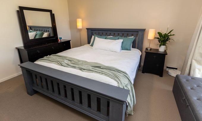 Boat Harbour House | Kingsley’s Calling, Boat Harbour 3br Family House, Ample Boat Parking