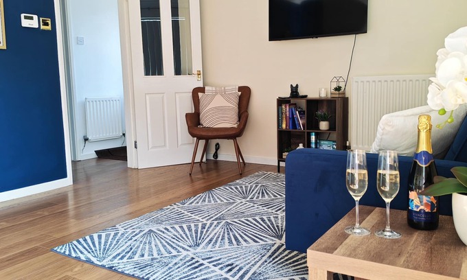 Newcastle-upon-Tyne House | Kingston Park - Home for Families + Contractors