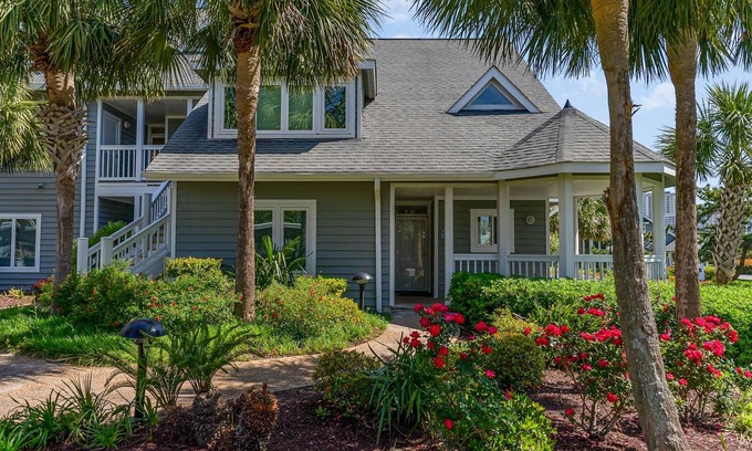 Arcadian Shores House | Kingston Residences Resort 3 and 4 Bedroom Villas