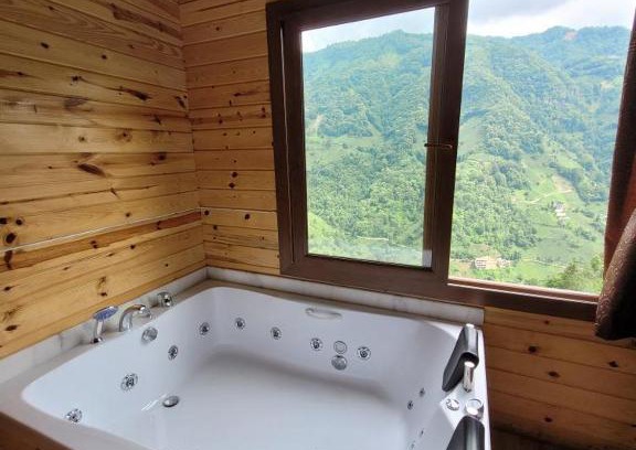Cayirduzu Ski Chalet | Kirsula dağ evi