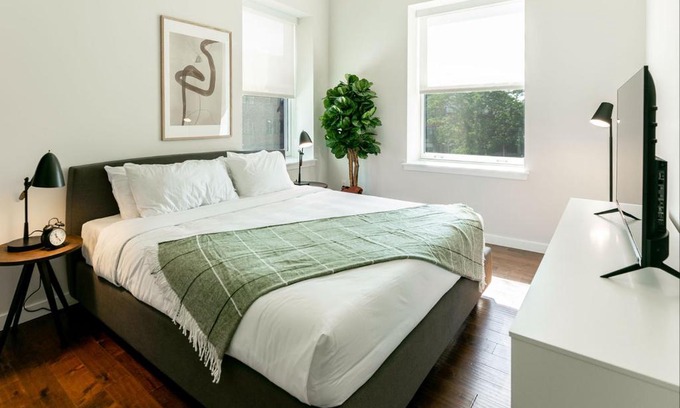Central Business District Apartment | Kislak 503 Luxurious 2BR Retreat Above the City