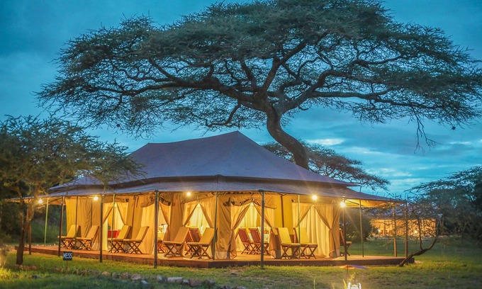 Seronera Cabin | Kisura Serengeti Tented Camp