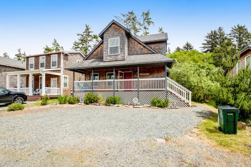 Rockaway Beach House | Kittiwake Cottage
