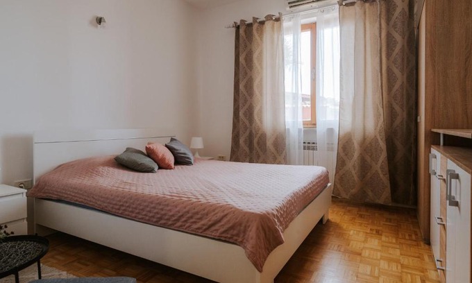 Koper Apartment | Kiwi Apartment