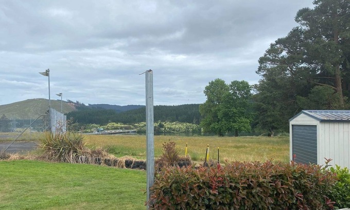 Atiamuri House | Kiwi Bach in Atiamuri