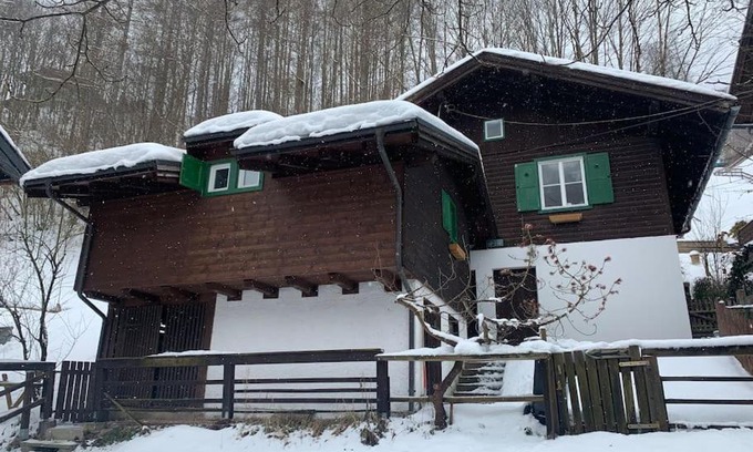 Lend Ski Chalet | Kleine Alpenhütte in Lend neben der Salzach