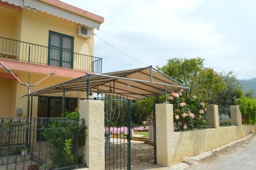 Skala Kallirachis Apartment | Klementine's House