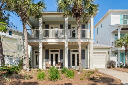 Emerald Waters Village House | Knee Deep by Newman-Dailey