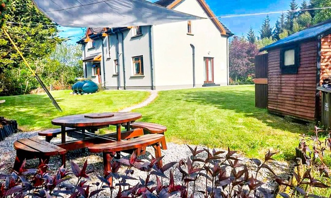 Killarney Ski Chalet | Knockmanagh Holiday Home