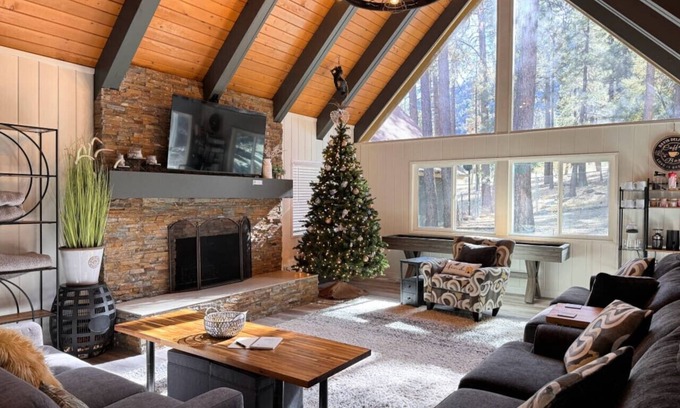 Wrightwood Apartment | Knotty by Nature | Luxury Cabin Stay
