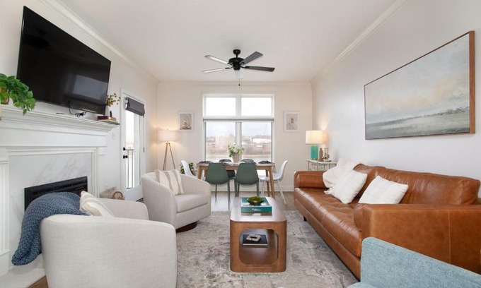 Knoxville Apartment | Knox Hideaway 2 miles to Market Square
